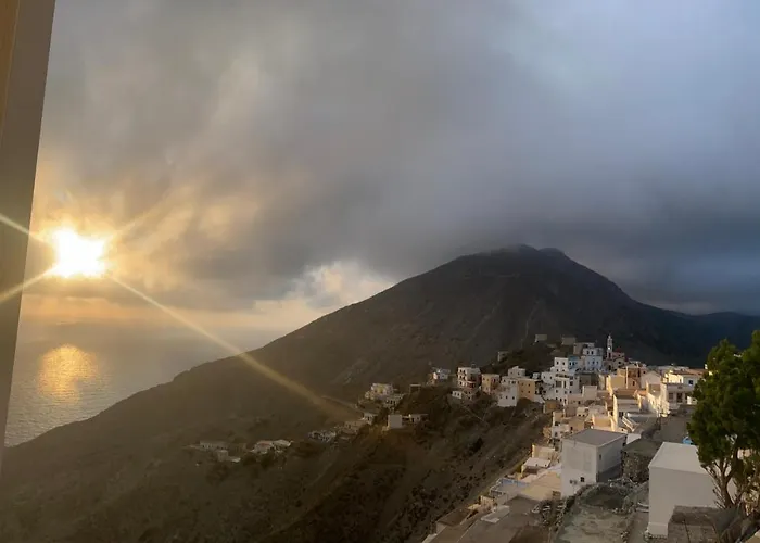 Oxo Kamara * Olympos (Karpathos)