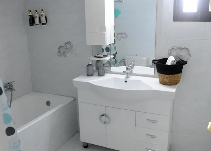 Oxo Kamara Lägenhet Olympos (Karpathos)